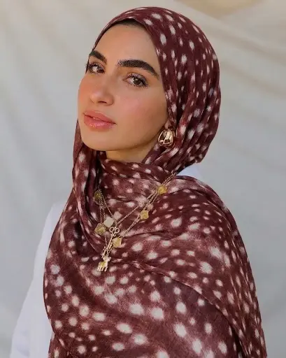 Cherry-Modal Lawn Hijab (2 left)